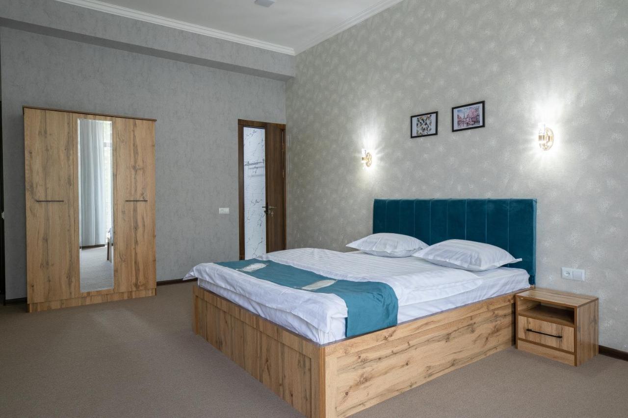 Resident Hotel Ташкент Экстерьер фото