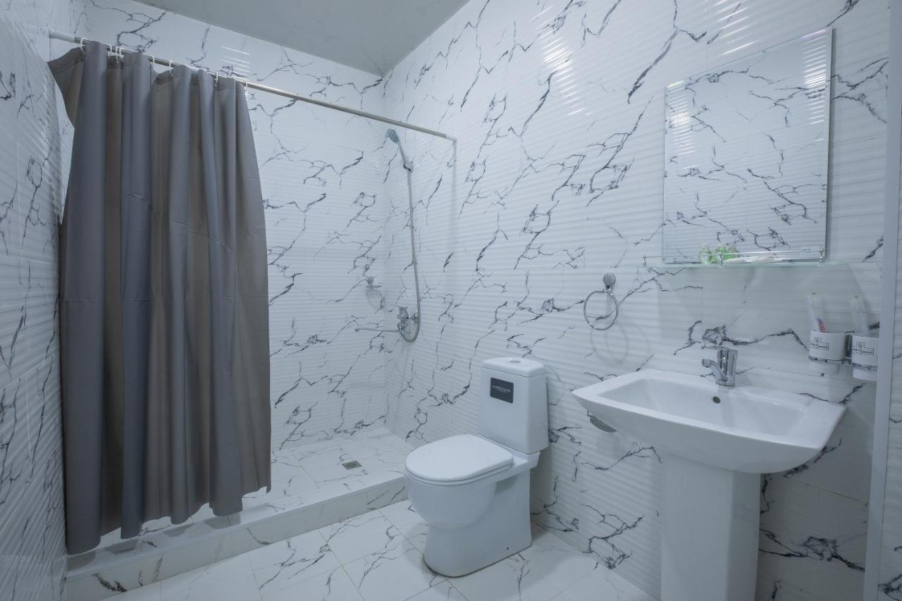 Resident Hotel Ташкент Экстерьер фото