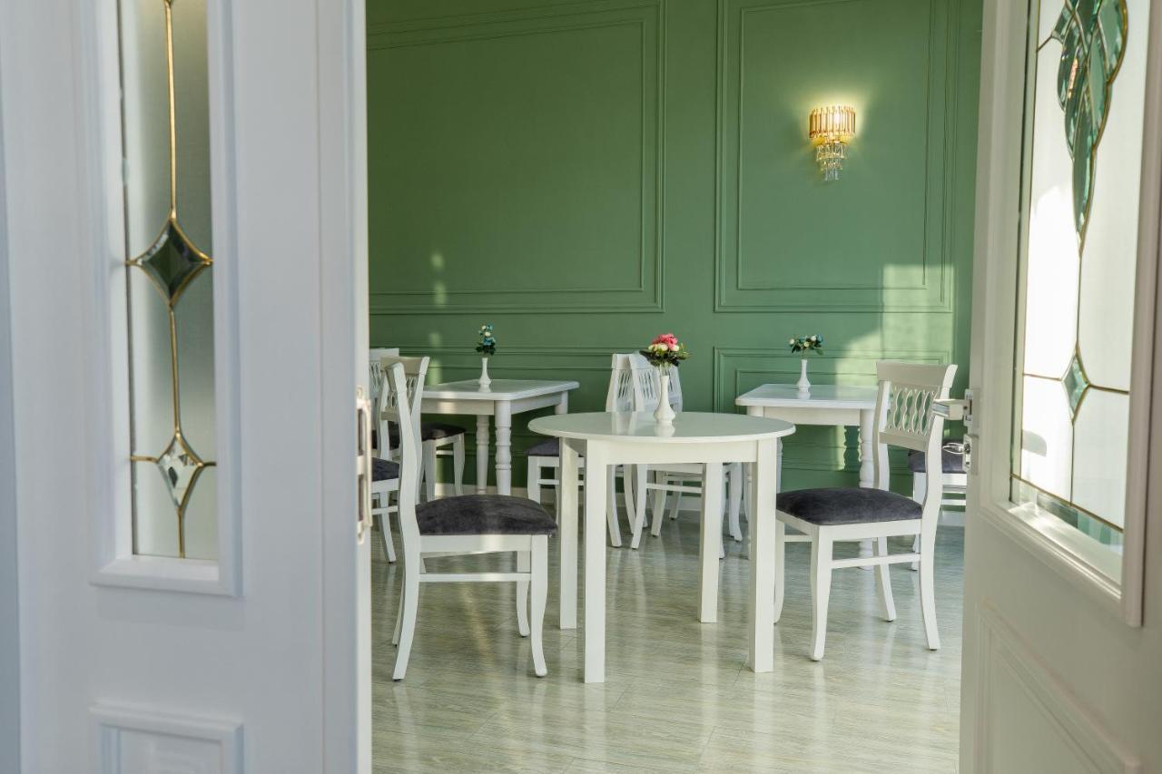 Resident Hotel Ташкент Экстерьер фото